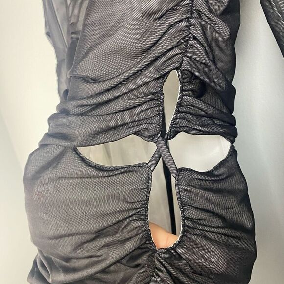 SELF-PORTRAIT DOUBLE MESH MINI DRESS WITH SIDE CUTOUT - Picture 8 of 14